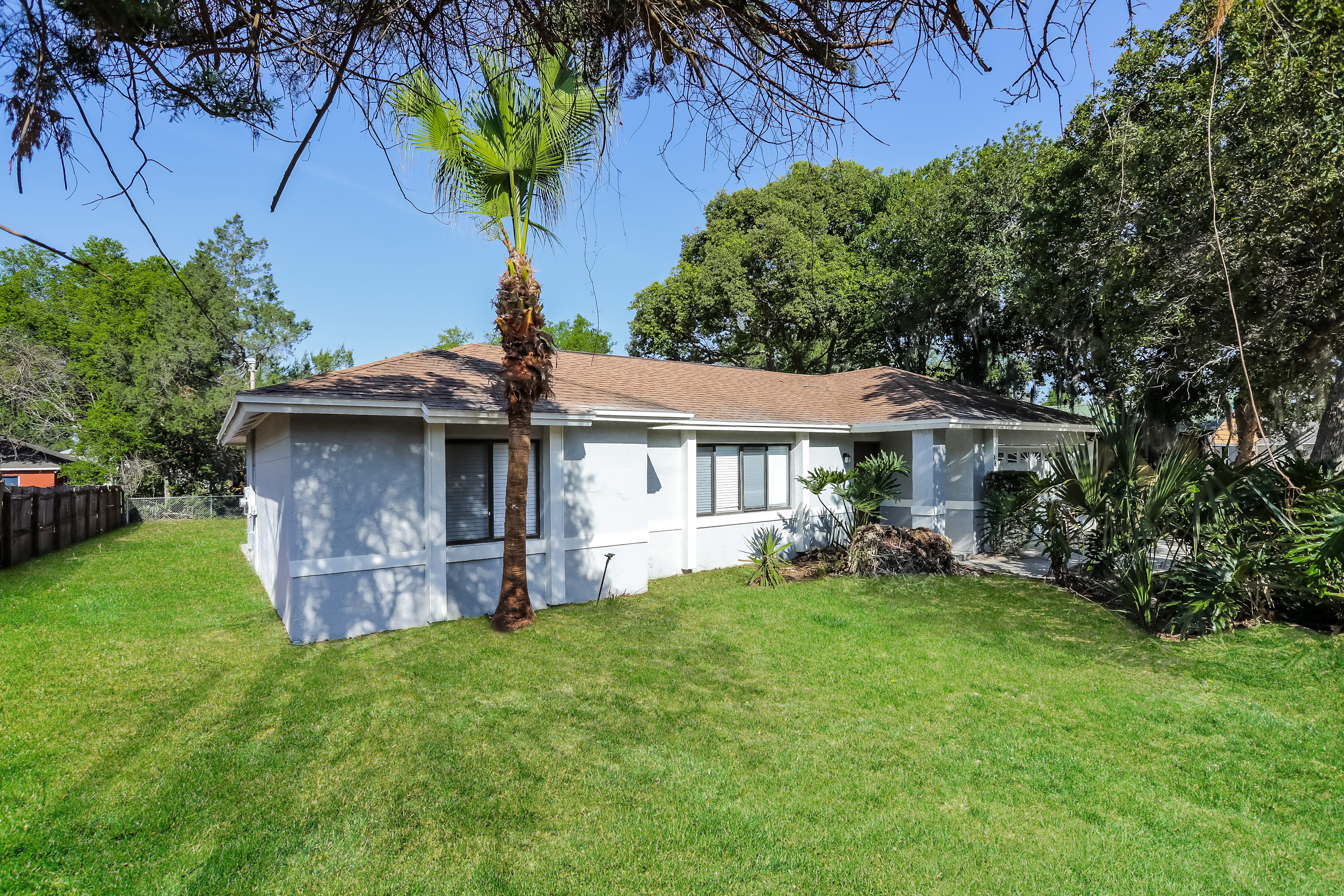 98 Fordham St Deltona, FL 32725